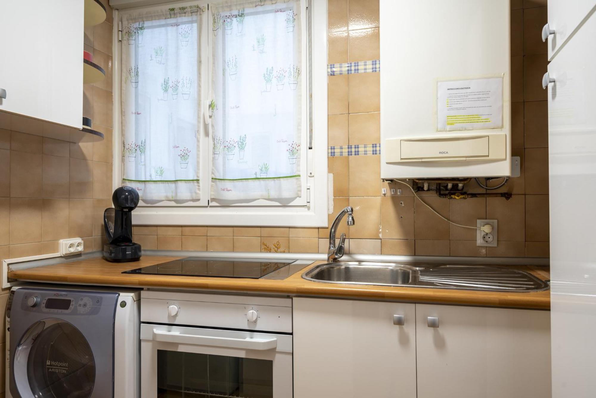 Castilla Con Parking Apartamento *